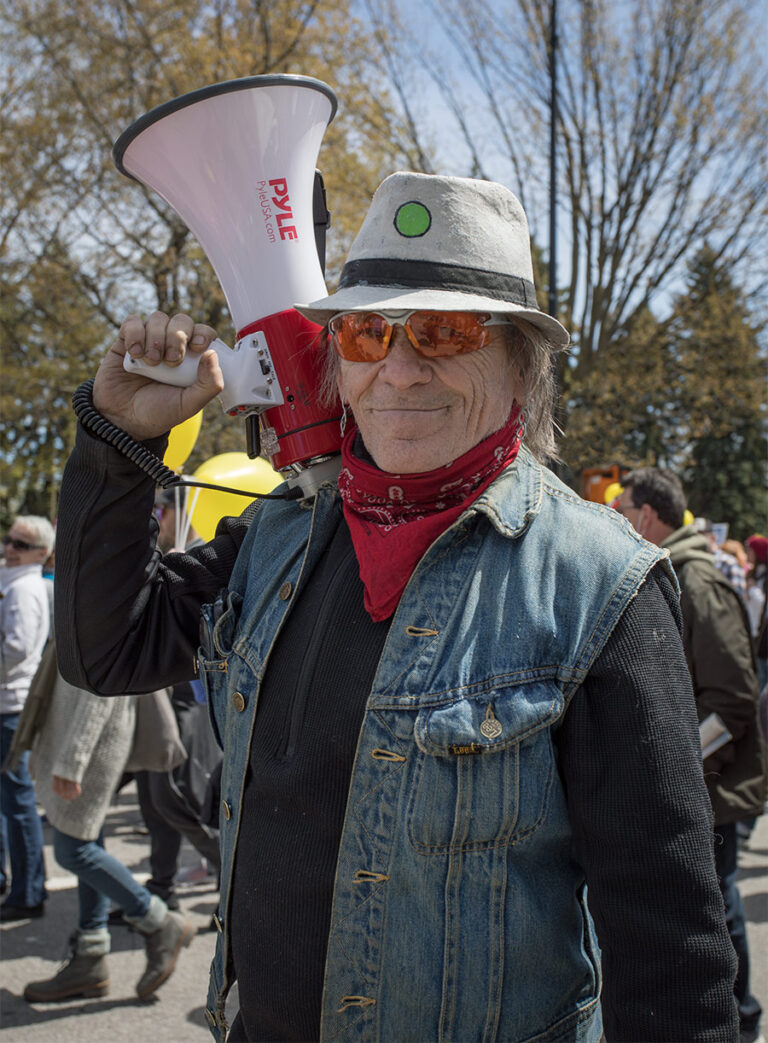 Manifestation contre les mesures sanitaires pendant la crise Covid à Montréal